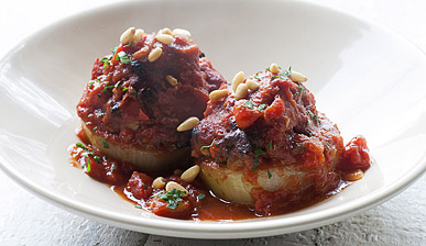 [Photo: Baked Onions Stuffed with Minced Lamb and Tomatoes]